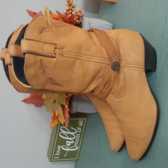 LAREDO BOOTS SZ 8.5 - Picture 4 of 8